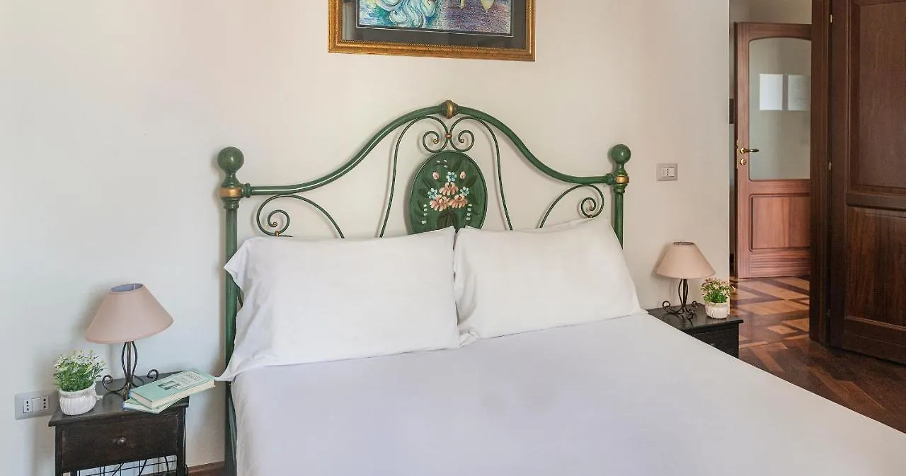 Welcomely - Bed And Dream ألغيرو بيت ضيافة
